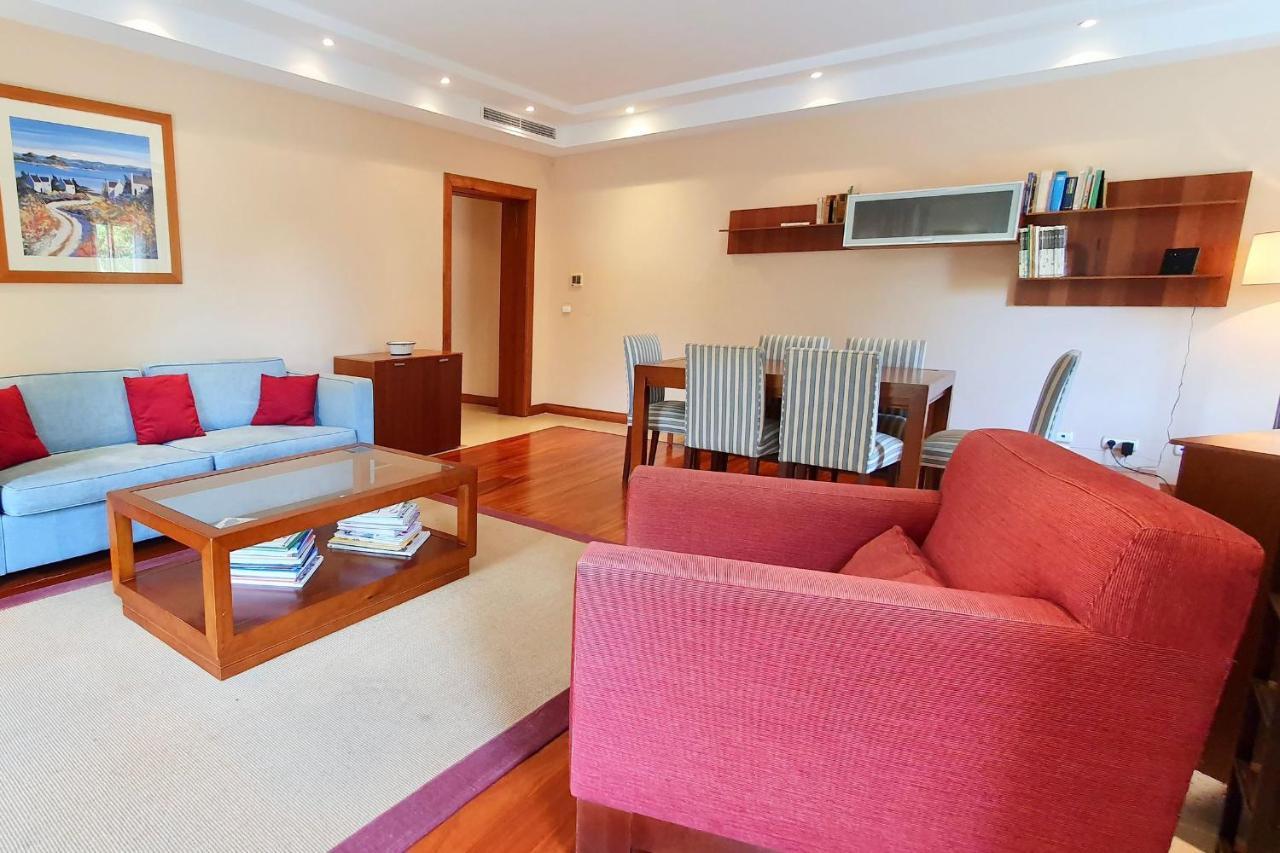 Classic 2Bdr Apartment Near Beach By Lovelystay لاغوا المظهر الخارجي الصورة
